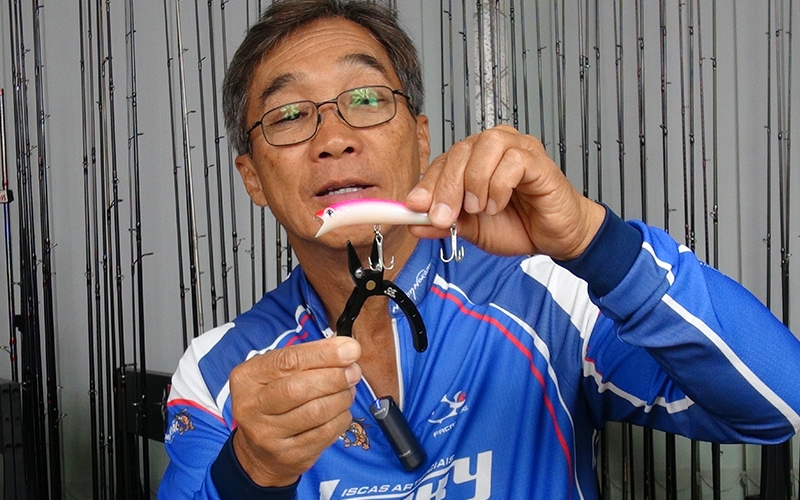How to change a lure How to change a lure